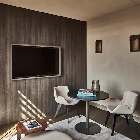 Hotel Viu 5*