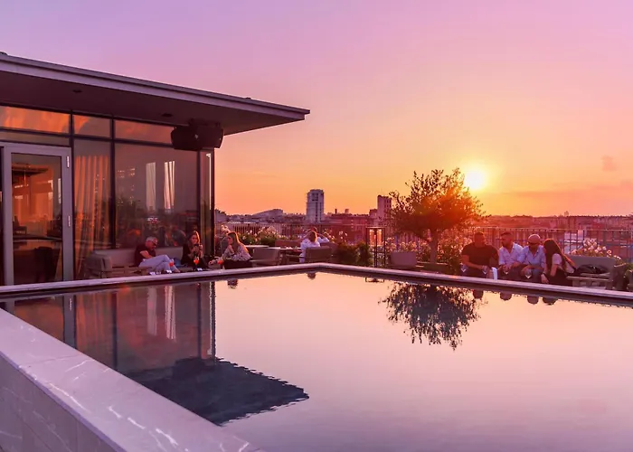 Viu Milan, A Member Of Design Milán